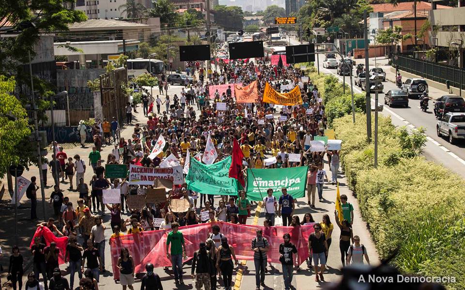 Brasilien | São Paulo | Demonstration gegen Bildungsreform