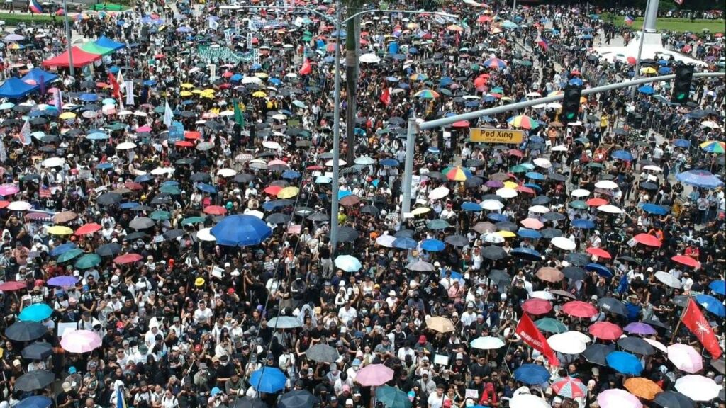 Philippinen | Hunderttausende gegen Marcos