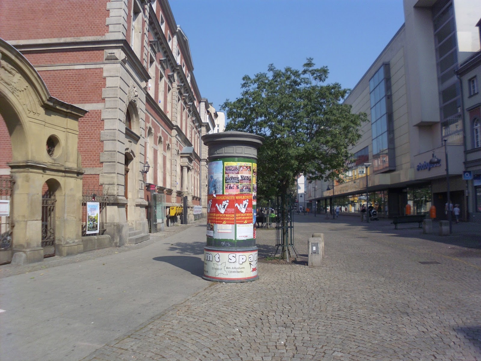 Bilder zum Wahlboykott in Berlin