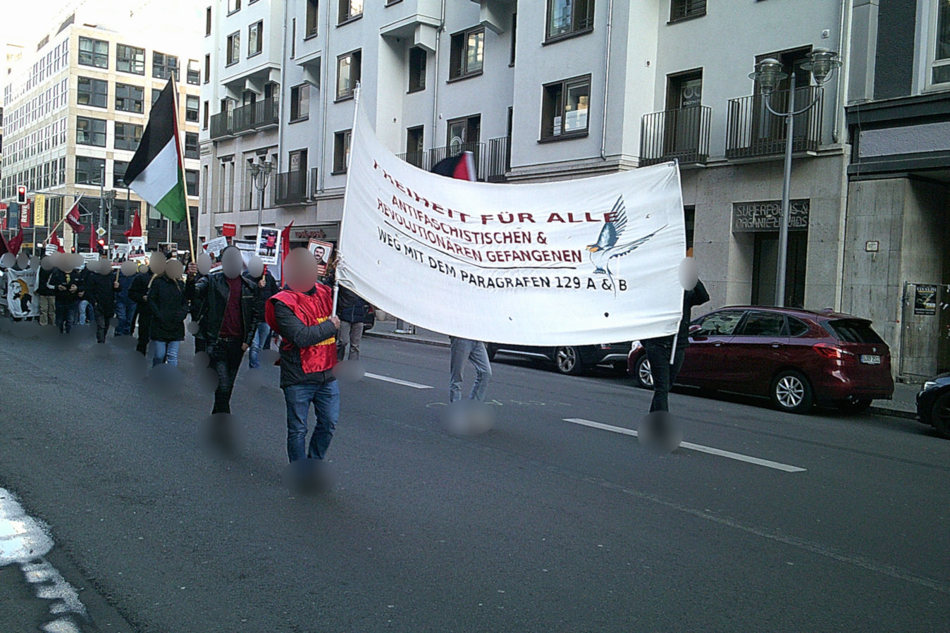 Berlin: Demonstration “Weg mit dem Paragraphen 129!”