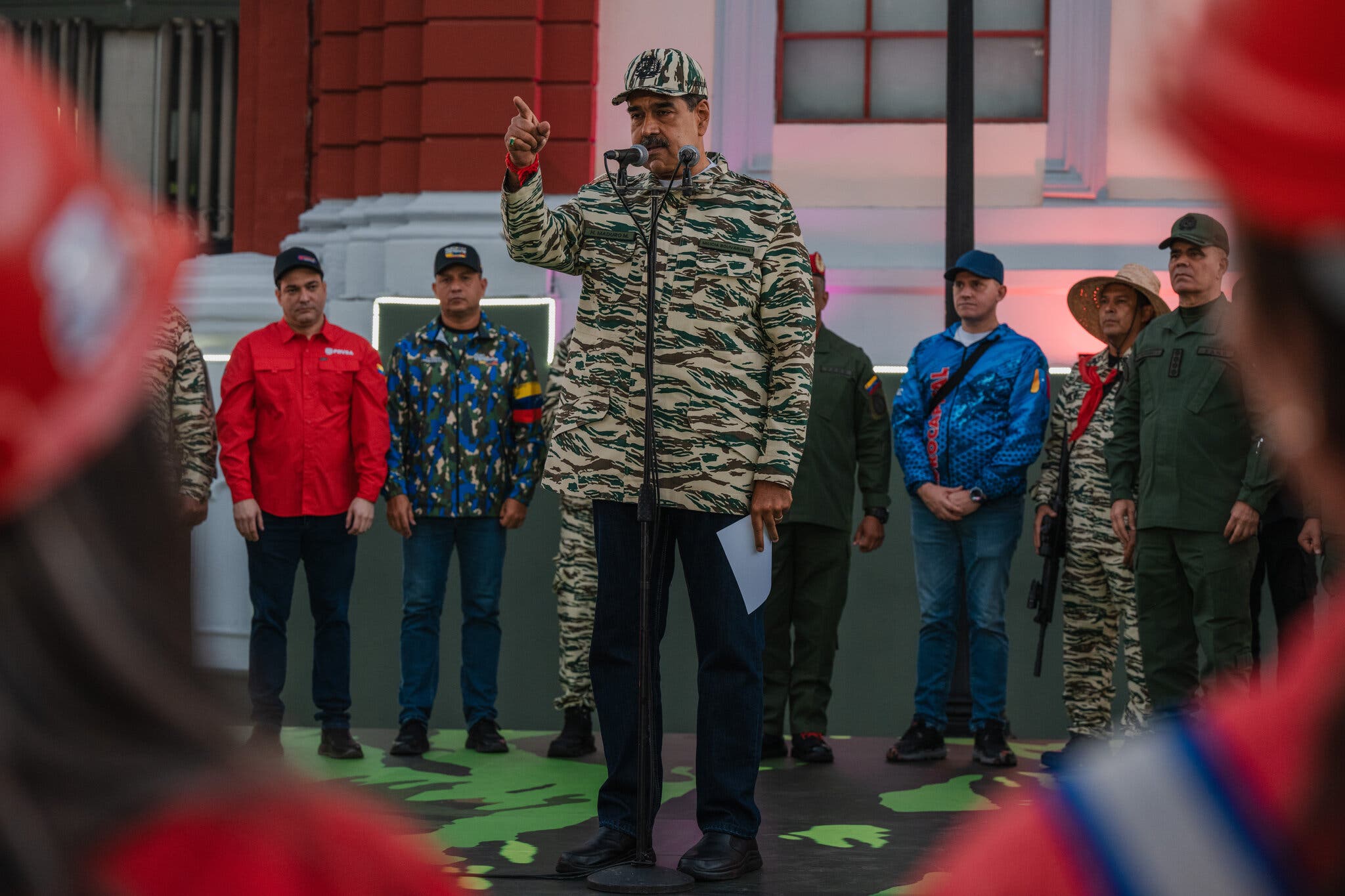 Volksbewegung Peru: Yankees raus aus Venezuela und Lateinamerika!