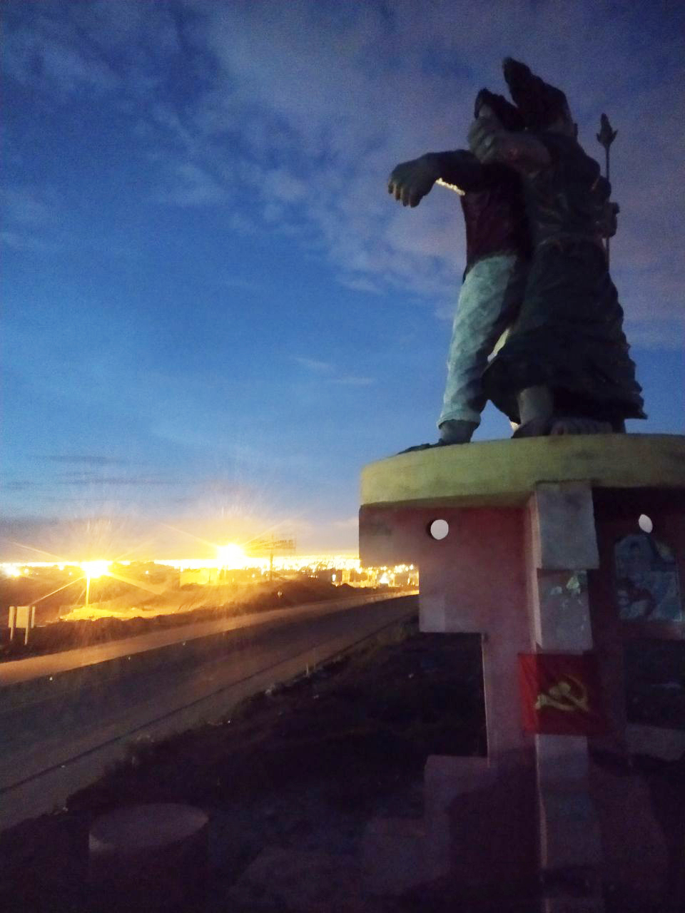 Aktionen zu Ehren des Vorsitzenden Gonzalo in Bolivien