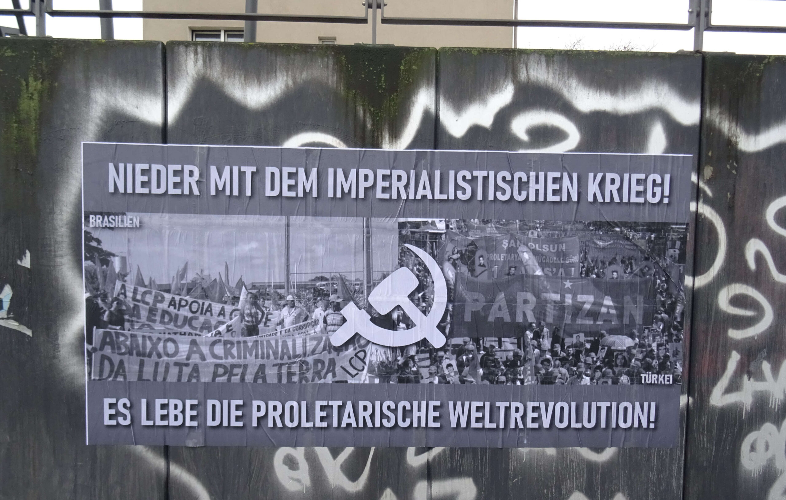 Essen: Dazibaos and Paintings on the occasion of December 26, 2022