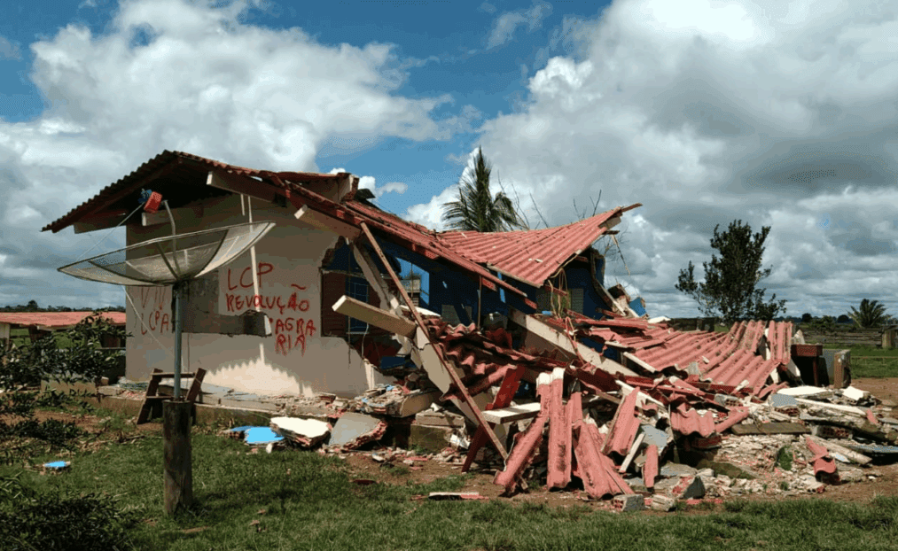 Neuigkeiten aus Brasilien – Bewaffnete Angriffe, Schießereien, Hinterhalte, Landbesetzungen, Proteste