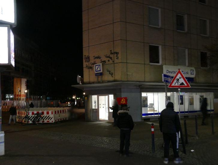 Bremen: Powerful lightning rally on the international day against violence against women