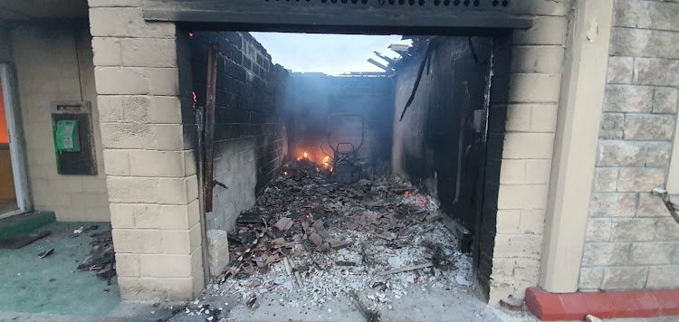 SOUTH AFRICA: Clashes, land occupations and confiscations by the people in Cape Town