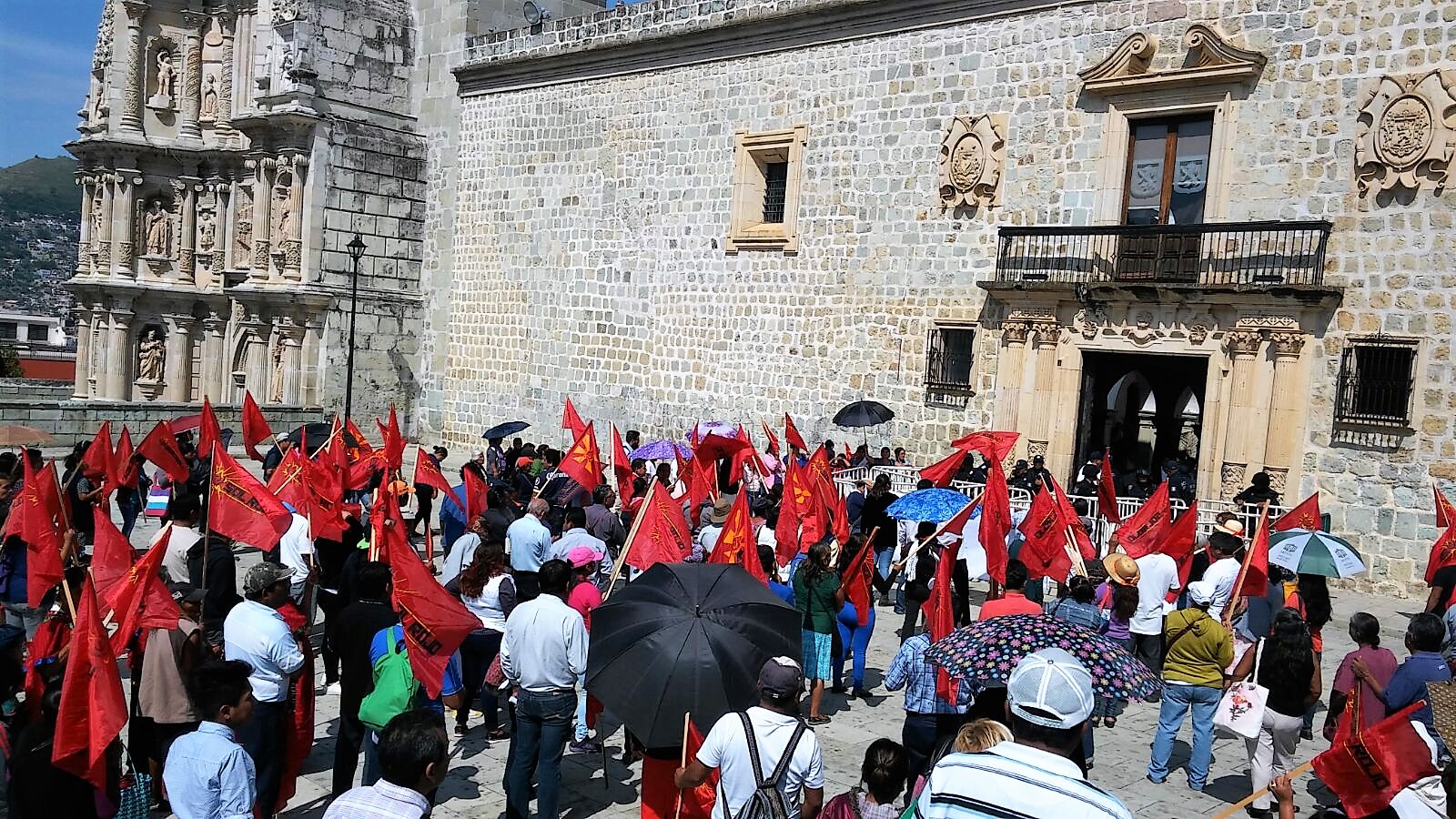 Oaxaca: Siedlungen des Volkes mobilisiert