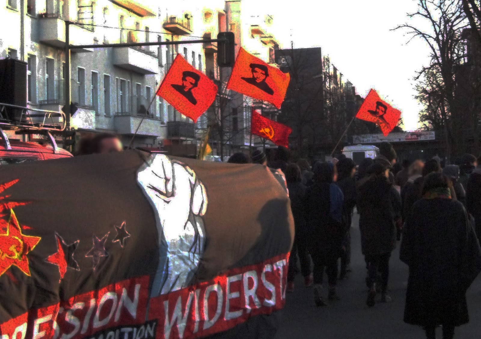Berichte zu Demonstrationen zum Tag der politischen Gefangenen in Berlin und Hamburg