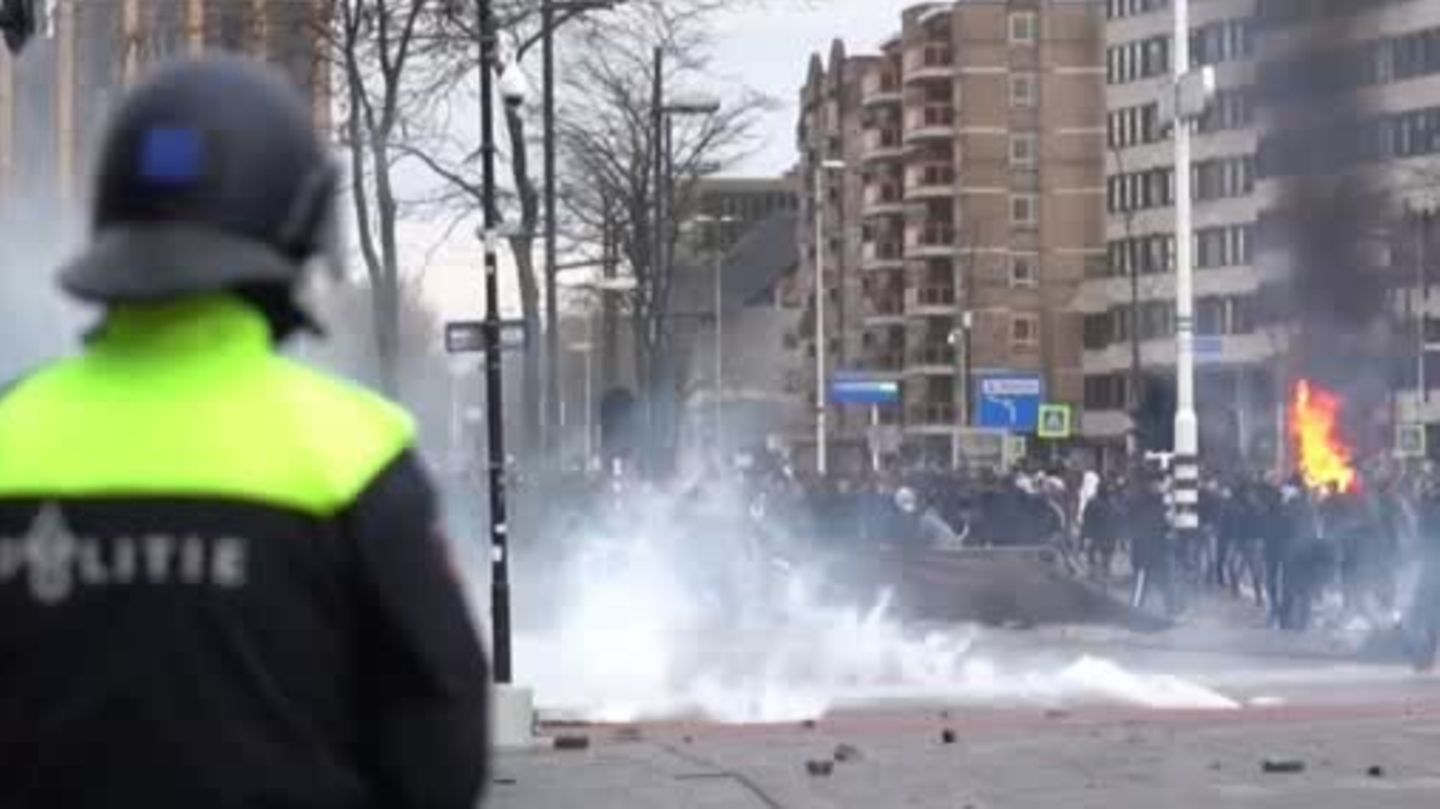 Anhaltende Kämpfe gegen den Ausnahmezustand in den Niederlanden