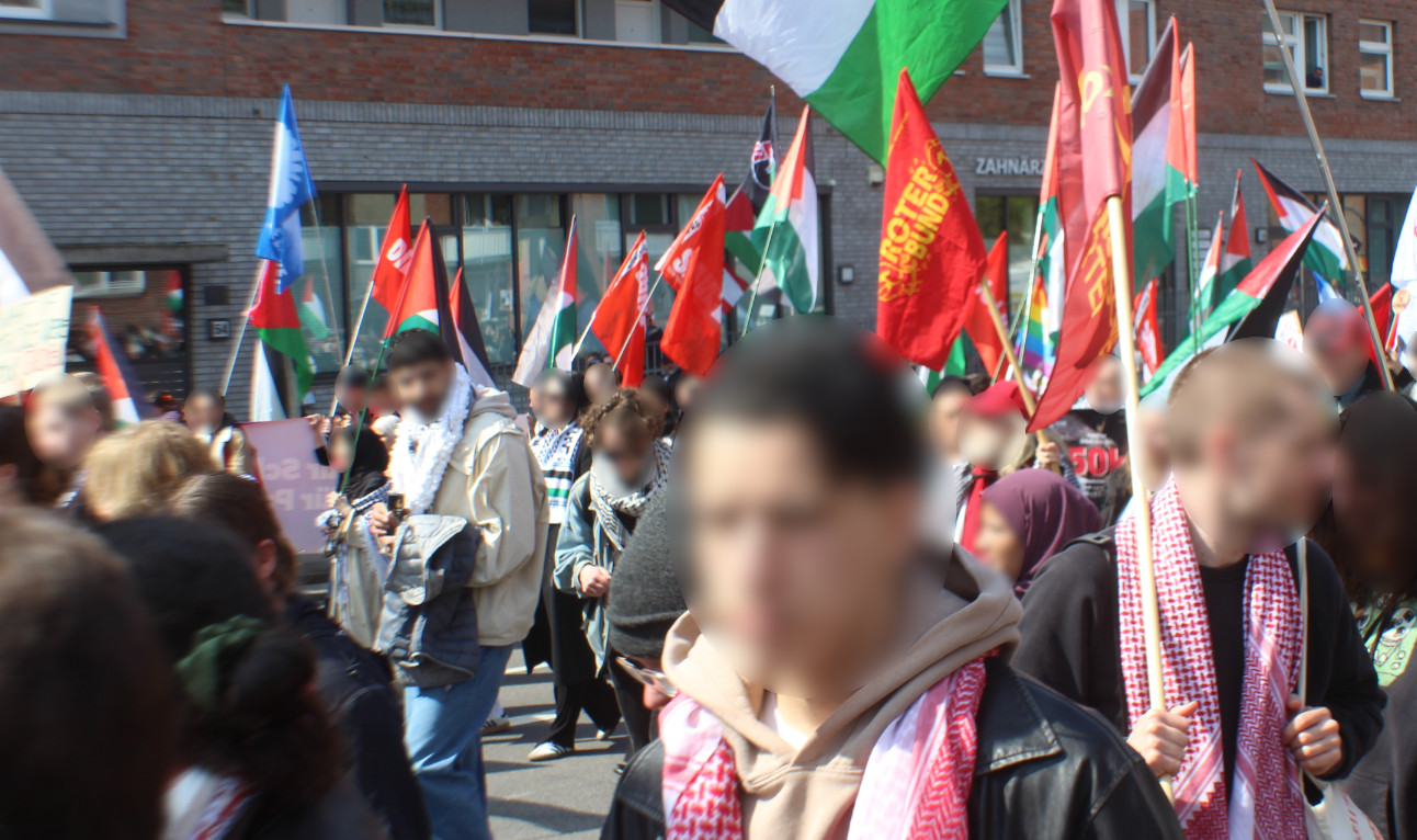 Ostermärsche in Hamburg und Bremen