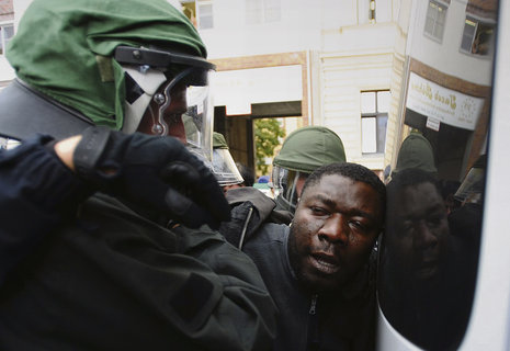 Polizei dein Freund und Helfer?