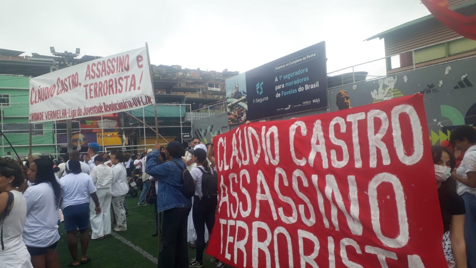 Rio de Janeiro, Brasilien: Großdemonstration fordert Ende des Völkermords an armen und schwarzen Menschen