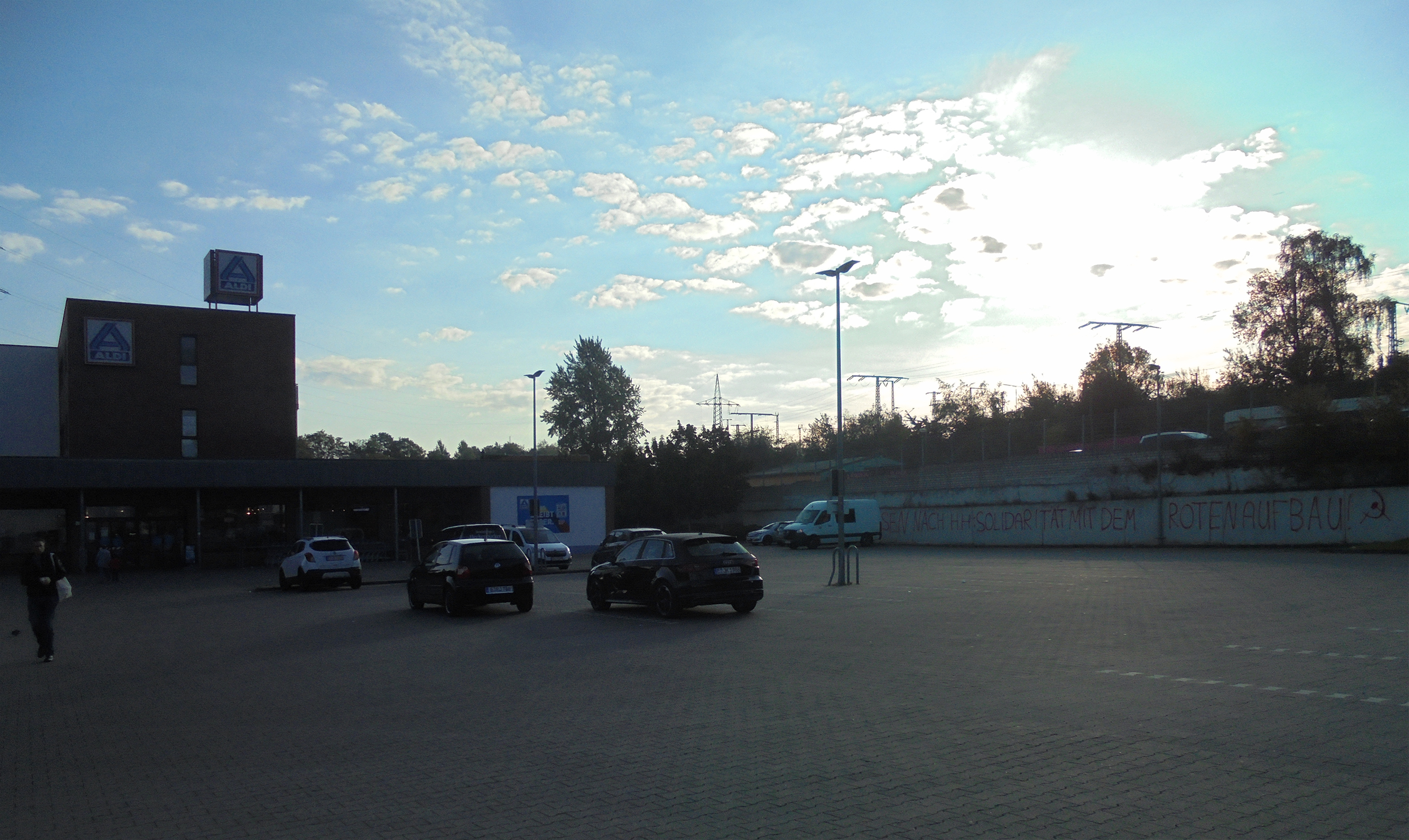 Von Essen nach HH: Solidarität mit dem Roten Aufbau!