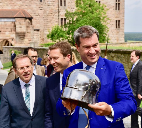 Aufrüstung als Gebot des Anstands