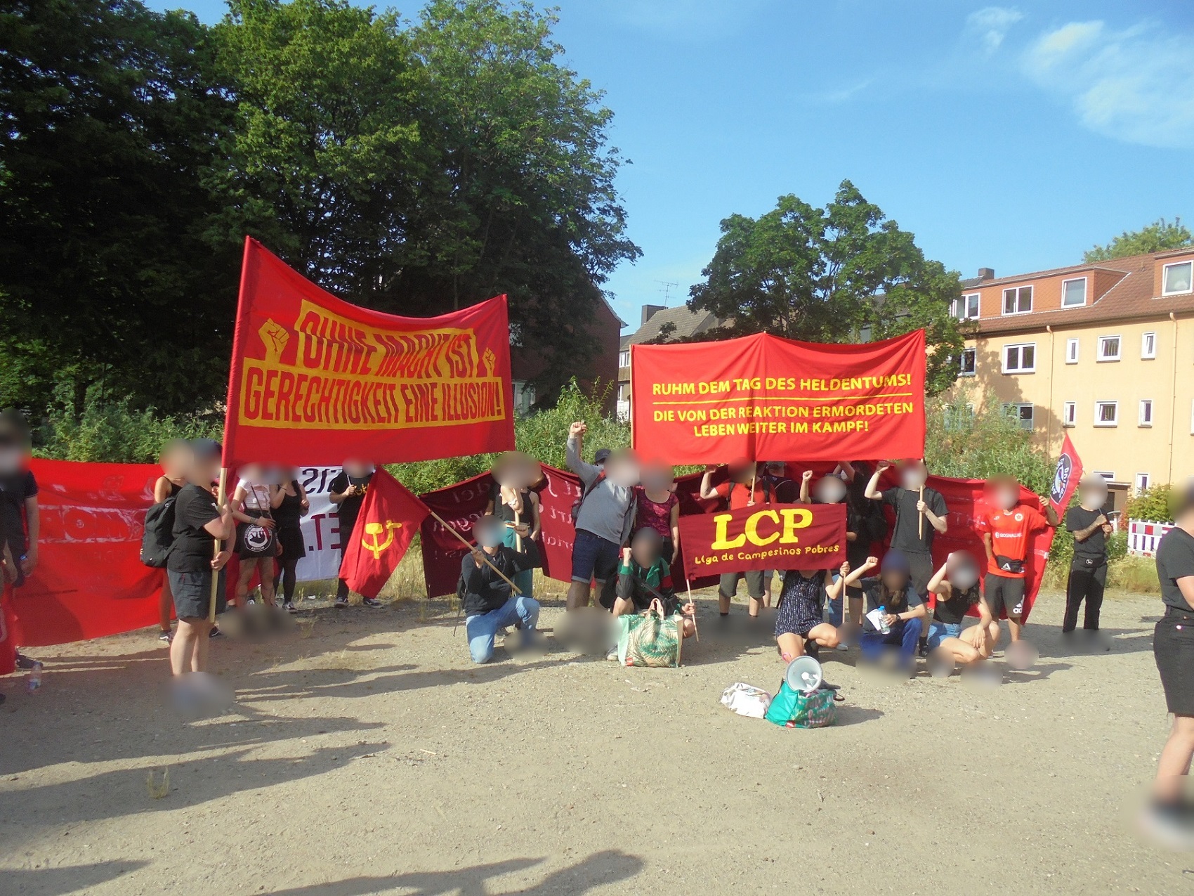 Aktivitäten zum 35. Jahrestages des Tags des Heldentums und Adel B.- Gedenkdemo in Essen-Altendorf.