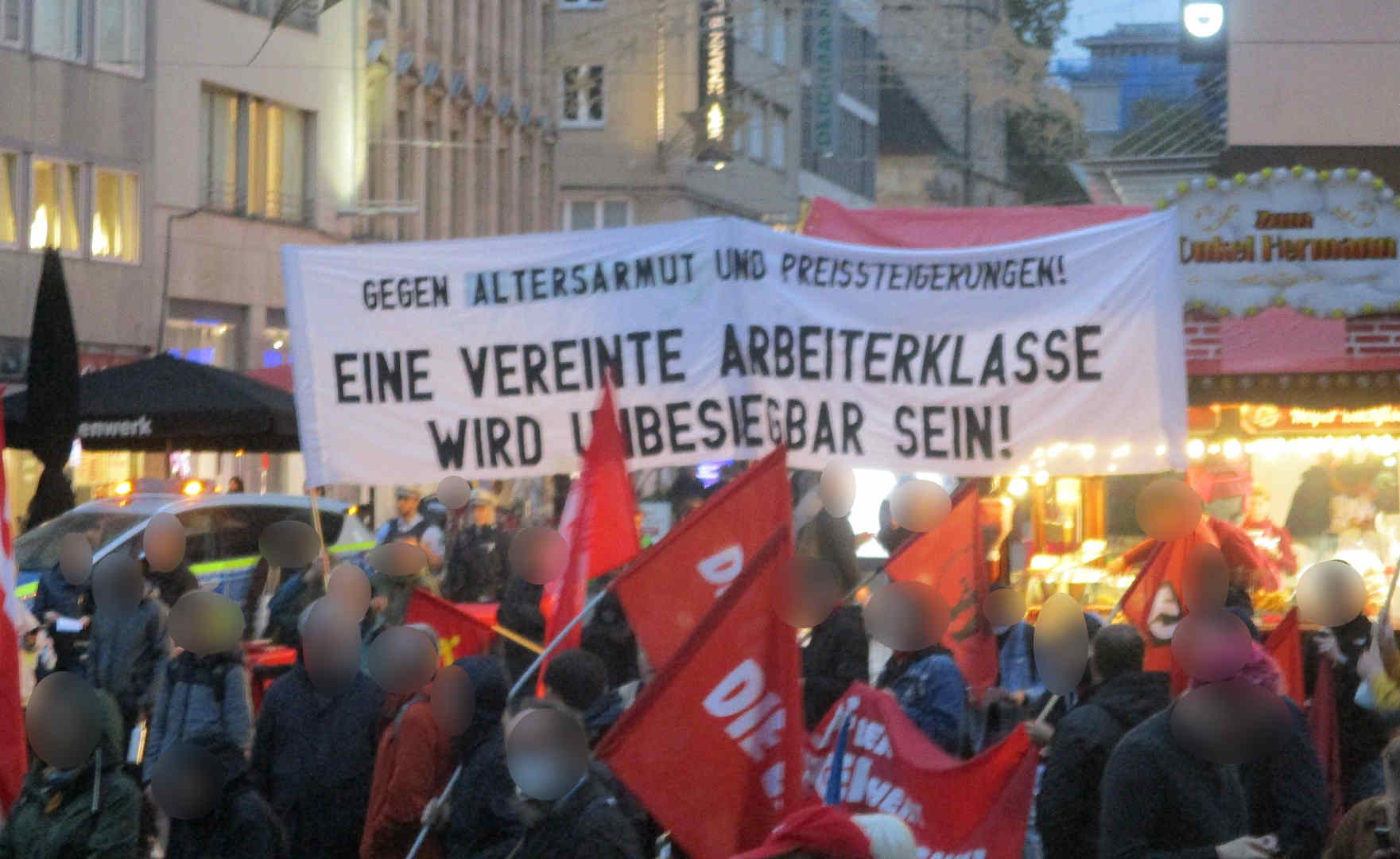 NRW: Demonstration gegen Altersarmut und Preissteigerung
