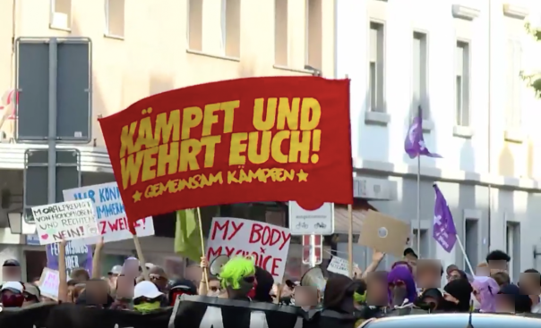 Zürich: Aktivist*innen und Massen kämpfen und wehren sich gegen den „Marsch fürs Läbe“ und die Polizei