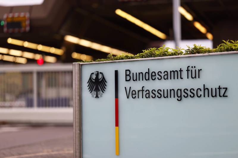 Soon randomly denunziation by the german intelligence service possible.