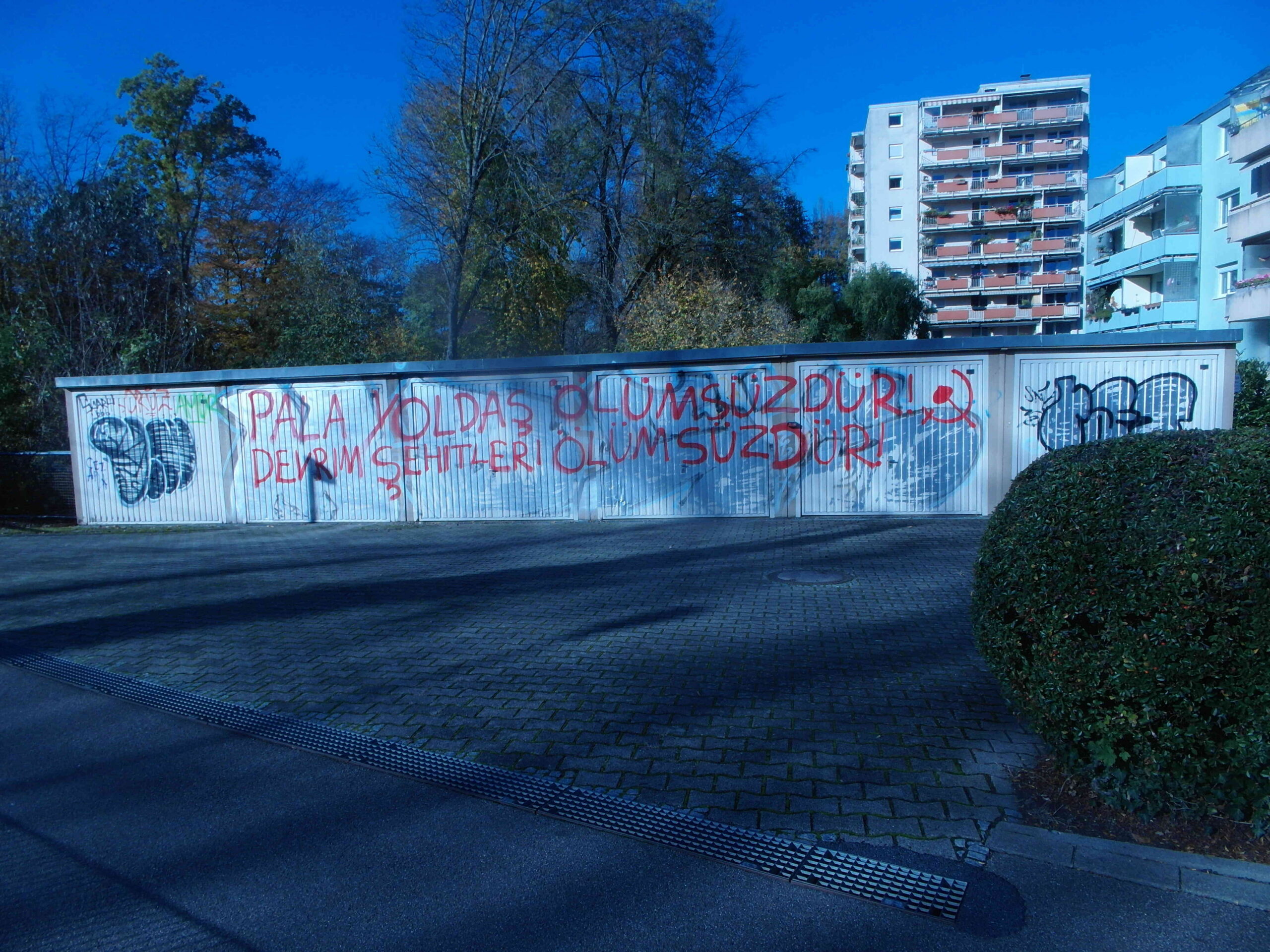 Freiburg: Malung zu Ehren von Genosse Pala