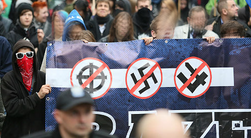 Antifaschistische Demo gegen Faschistenaufmarsch in Polen