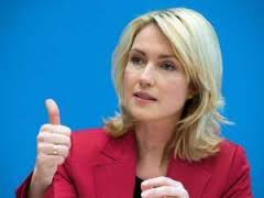 Bitte wählt uns! Denn wir sind gegen Sexismus!