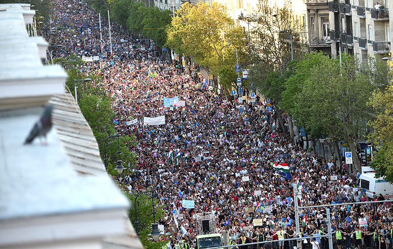 Ungarn: Weitere große Proteste gegen die Regierung!