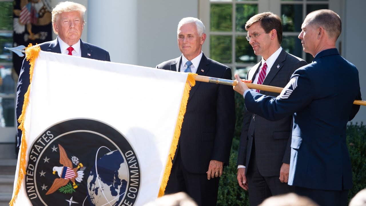 Von der Weltpolizei zur Weltraumpolizei