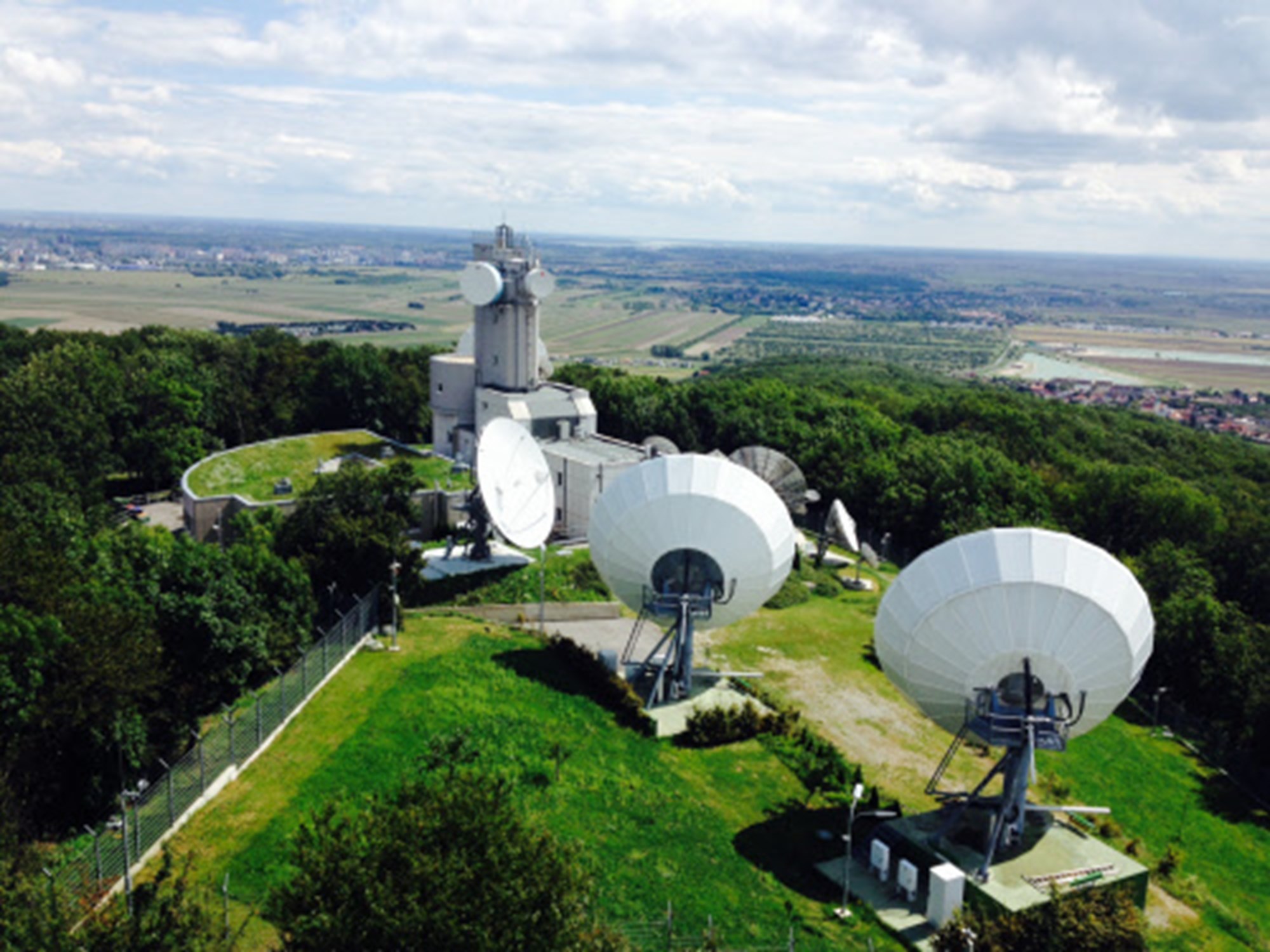 Österreich: Militär und Verfassungsschutz bauen gemeinsam Überwachung aus!