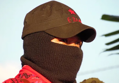Kommuniqué: Sol Rojo verurteilt Aggression gegen zapatistische Unterstützungsbasen